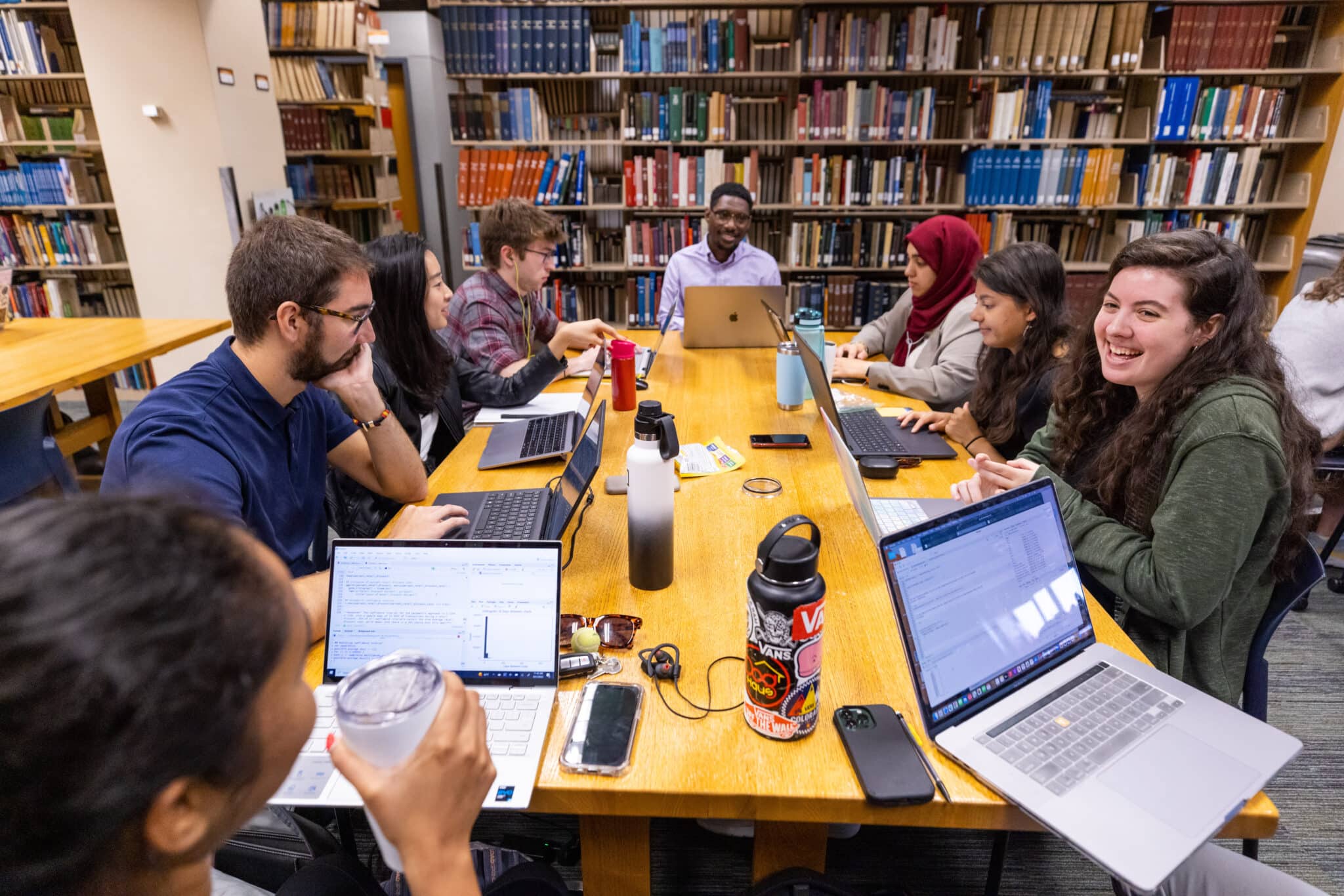 377847_20220927_6th_Floor_Study_013 Students study on the 6th floor of John C. Hodges Library on September 27, 2022. Photo by Steven Bridges/University of Tennessee.