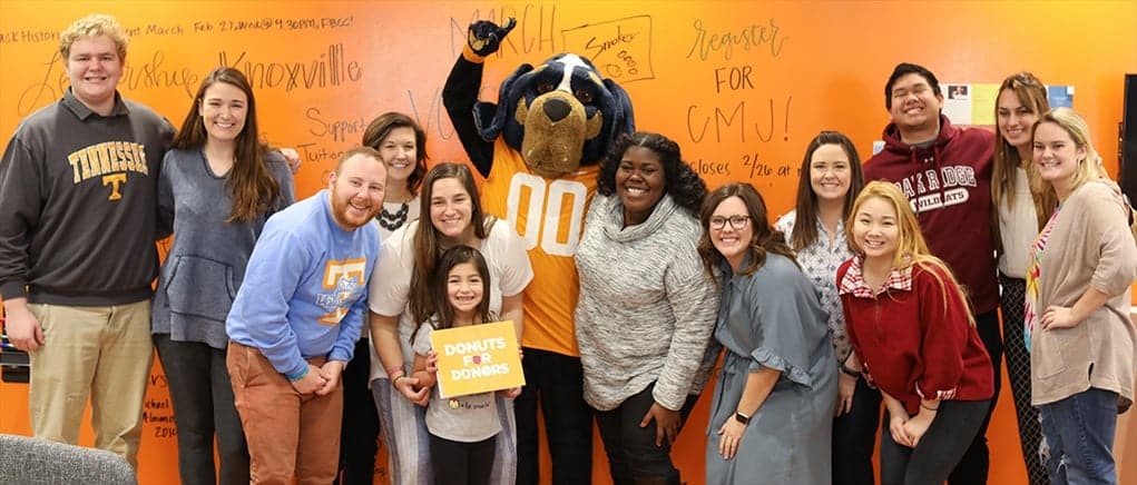 Mascot Smokey with group