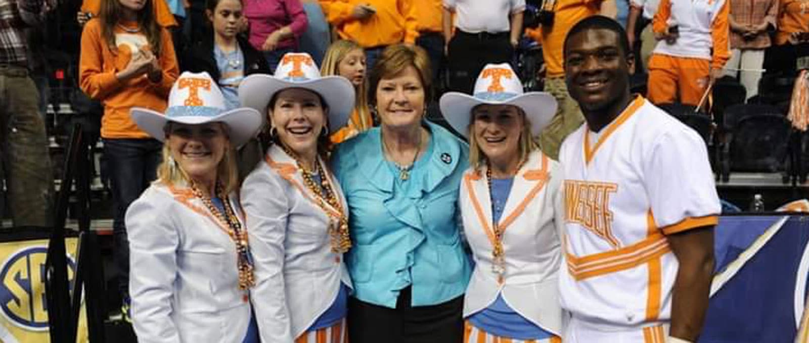 Vol fans and cheerleader with Pat Summitt